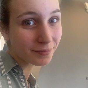 Meet your Posher, Cami